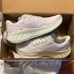 Saucony Womens ride 18 tennis shoe Fog/Mist